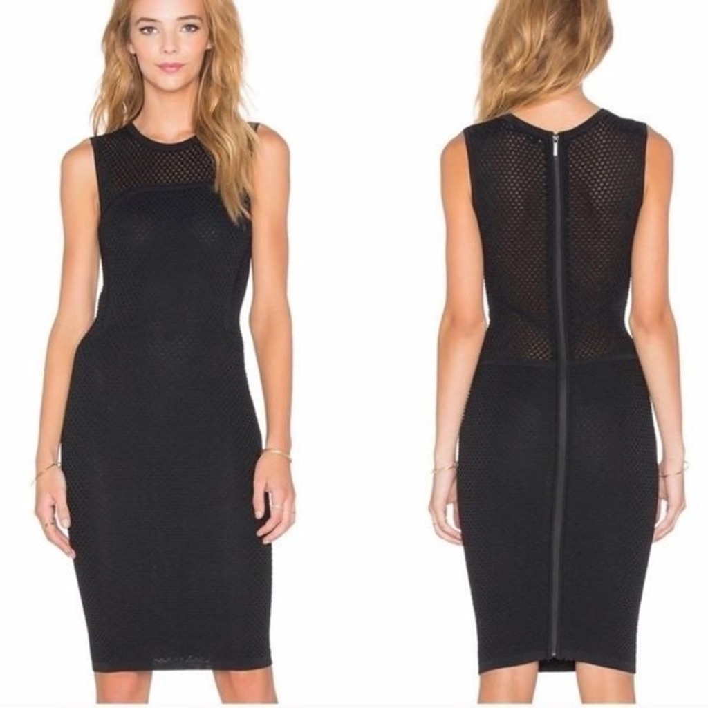 John + Jenn From Bloomingdale’s Gorgeous Dress Laced Up On One Side. Stunning